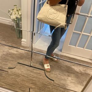 Gucci Hobo Soho Bone Leather Shoulder Bag